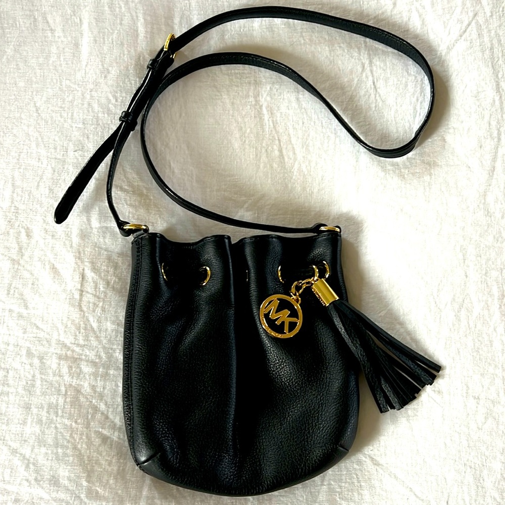 NWOT Small Michael Kors Black Bucket Bag